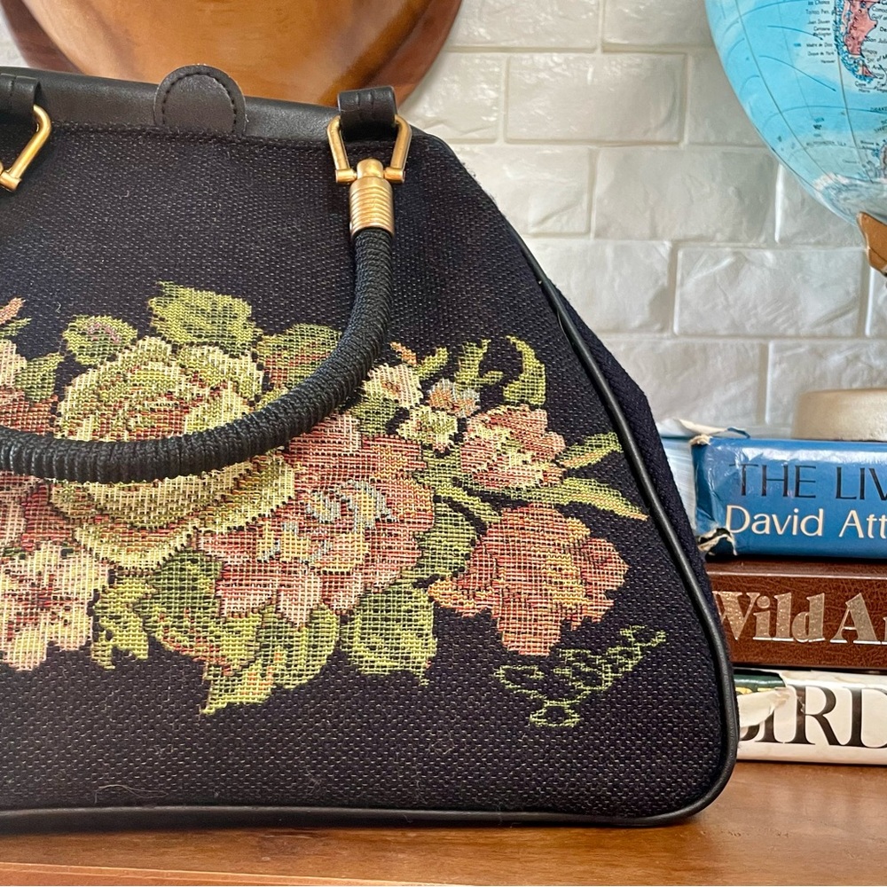 Vintage Lilac Floral Tapestry Needlepoint Bag Purse - Picture 4 of 14